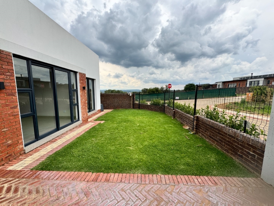 To Let 3 Bedroom Property for Rent in Helderzicht Eco Estate North West